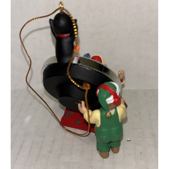 RARE HARLEY DAVIDSON CHRISTMAS ORNAMENT ELVES AND PENDGUIN HORN TEST AREA 1997 - Picture 5 of 16